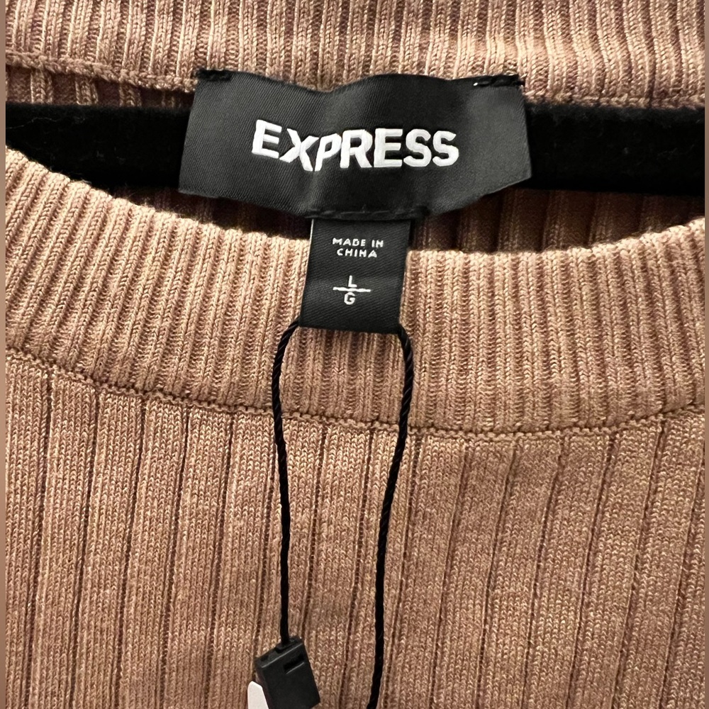 NWT Express Ladies Ribbed Sweater - Picture 3 of 3